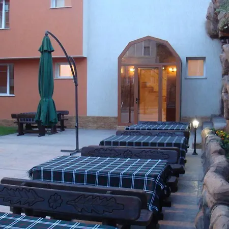 Family Niagara Hotel